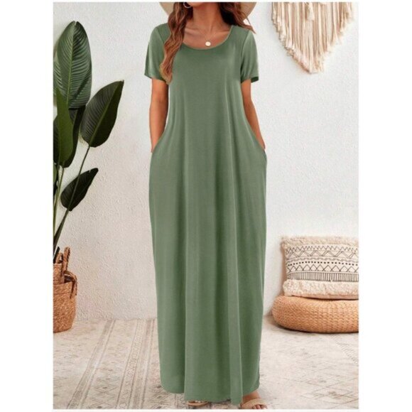 Green Round Neck Hidden Pocket Maxi Tee Dress - Picture 1 of 4
